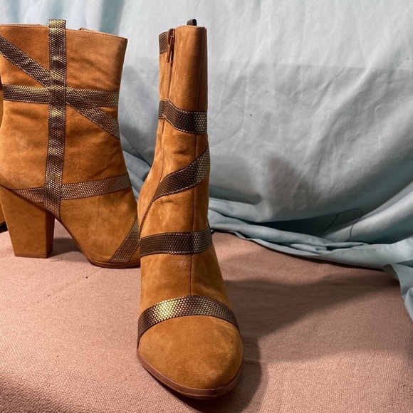 New Paris Hilton chunky boot heel size 9 - Picture 3 of 5